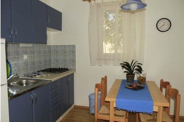 Семейный пансионат Biograd na Moru 1